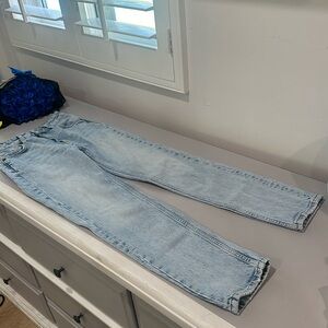 Zara High Rise Mom Jeans